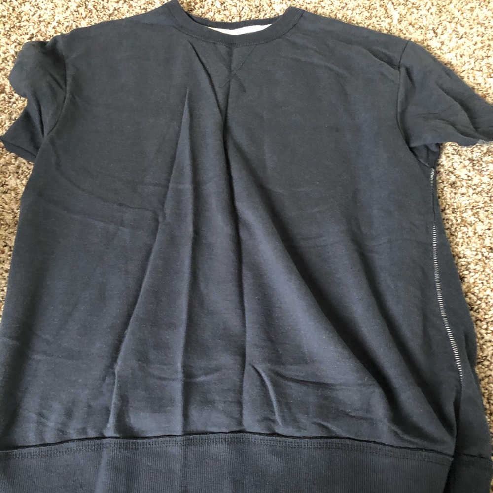 Champion cut off shirt 😍